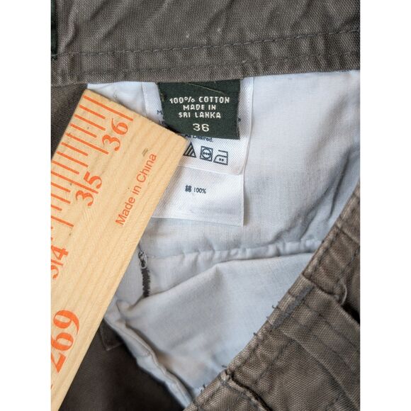 Y2K Eddie Bauer Outdoor Outfitter Cargo Shorts Brown Men's Size 36 - Picture 7 of 10